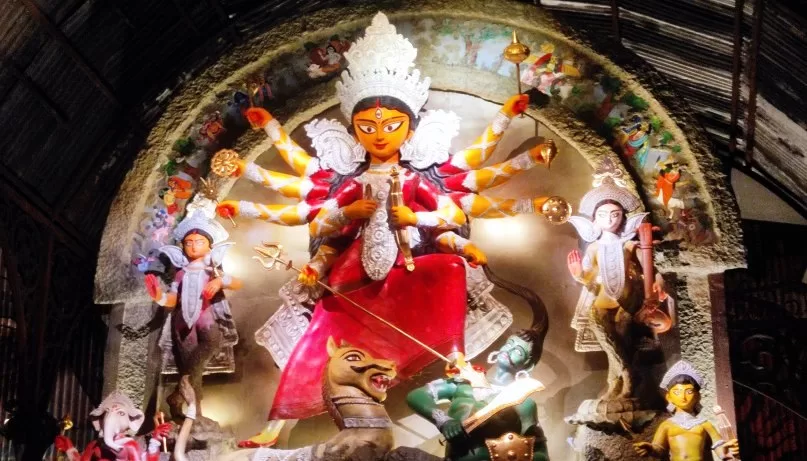 Ahiritola Sarbojanin Durgotsab Samity Kolkata