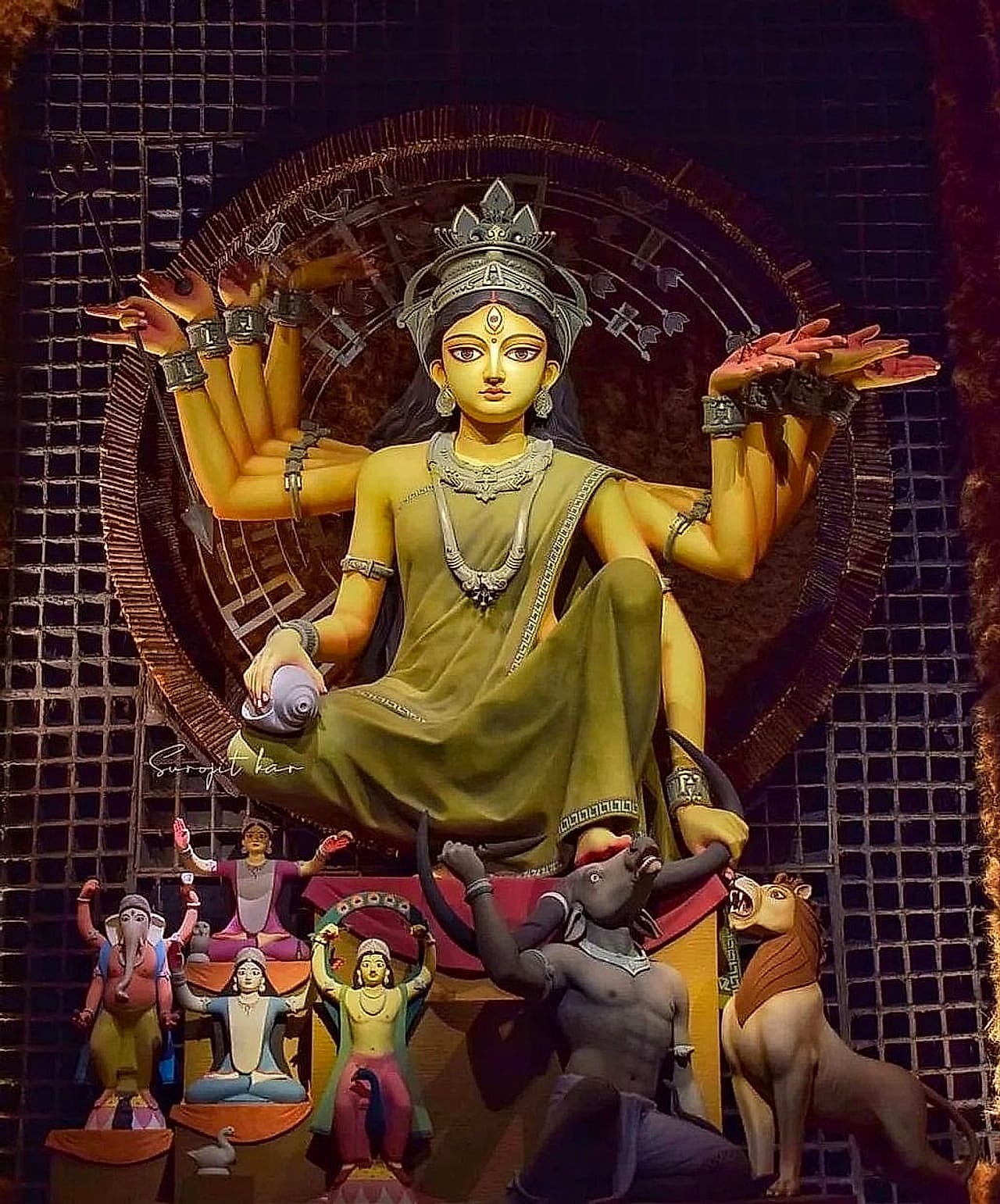 Banijye Boshote Lokkhi